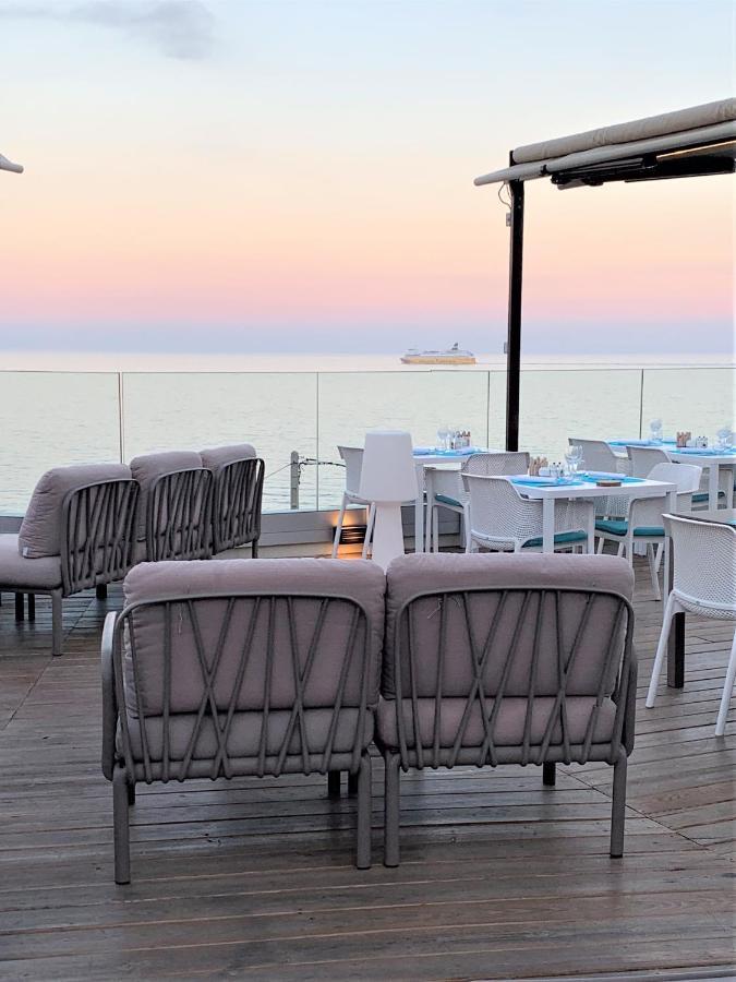 Hotel Calavita Rooftop & Spa San-Martino-di-Lota Экстерьер фото