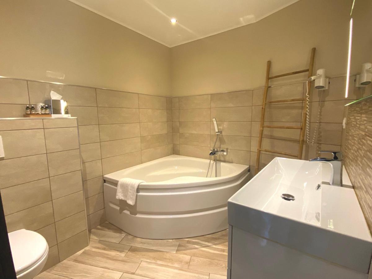 Hotel Calavita Rooftop & Spa San-Martino-di-Lota Экстерьер фото