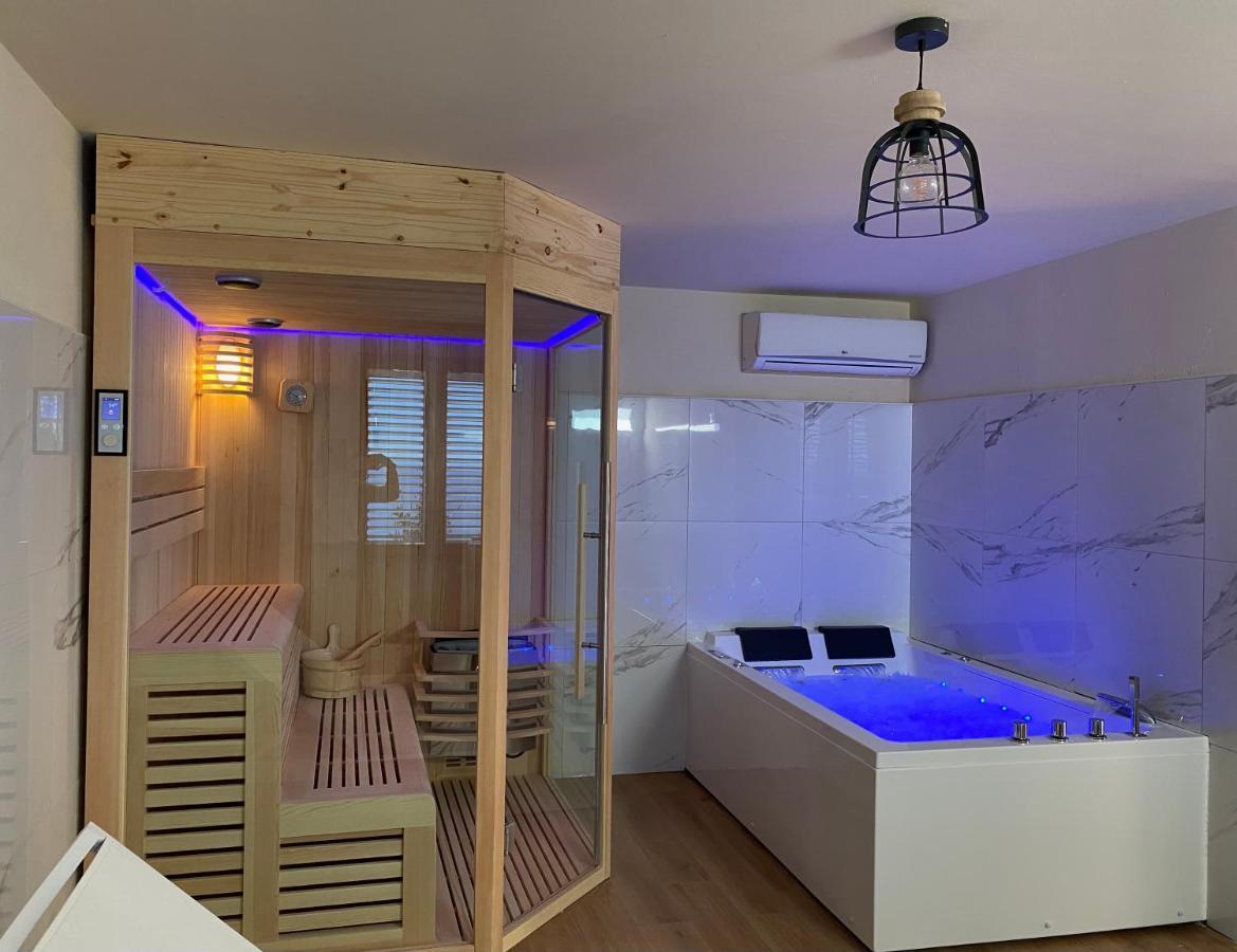 Hotel Calavita Rooftop & Spa San-Martino-di-Lota Экстерьер фото